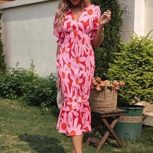 SIMPLEE Smocked Floral Print Ruffle Bodycon Midi Dress